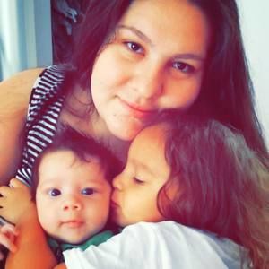 Meet your Posher, Daniela